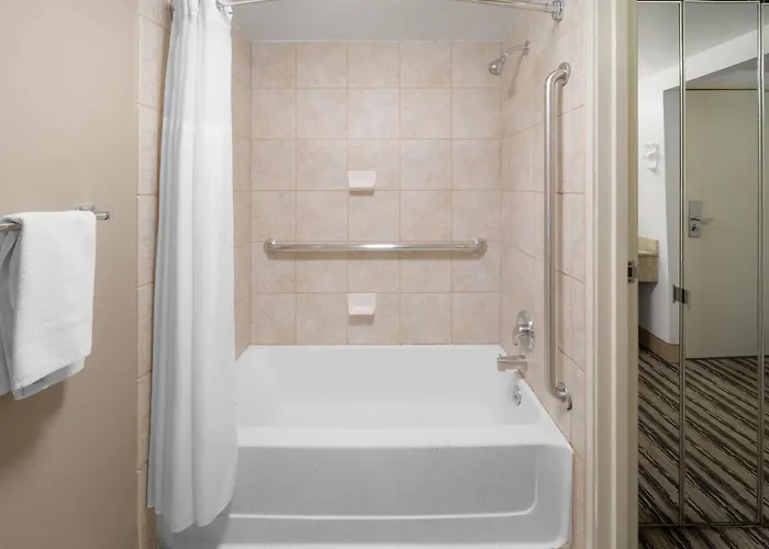 Endeavor Inn & Suites, Trademark Collection By Wyndham